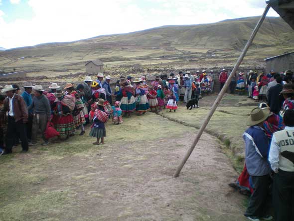 Brothers & Sisters in Consabamba-Tucsa